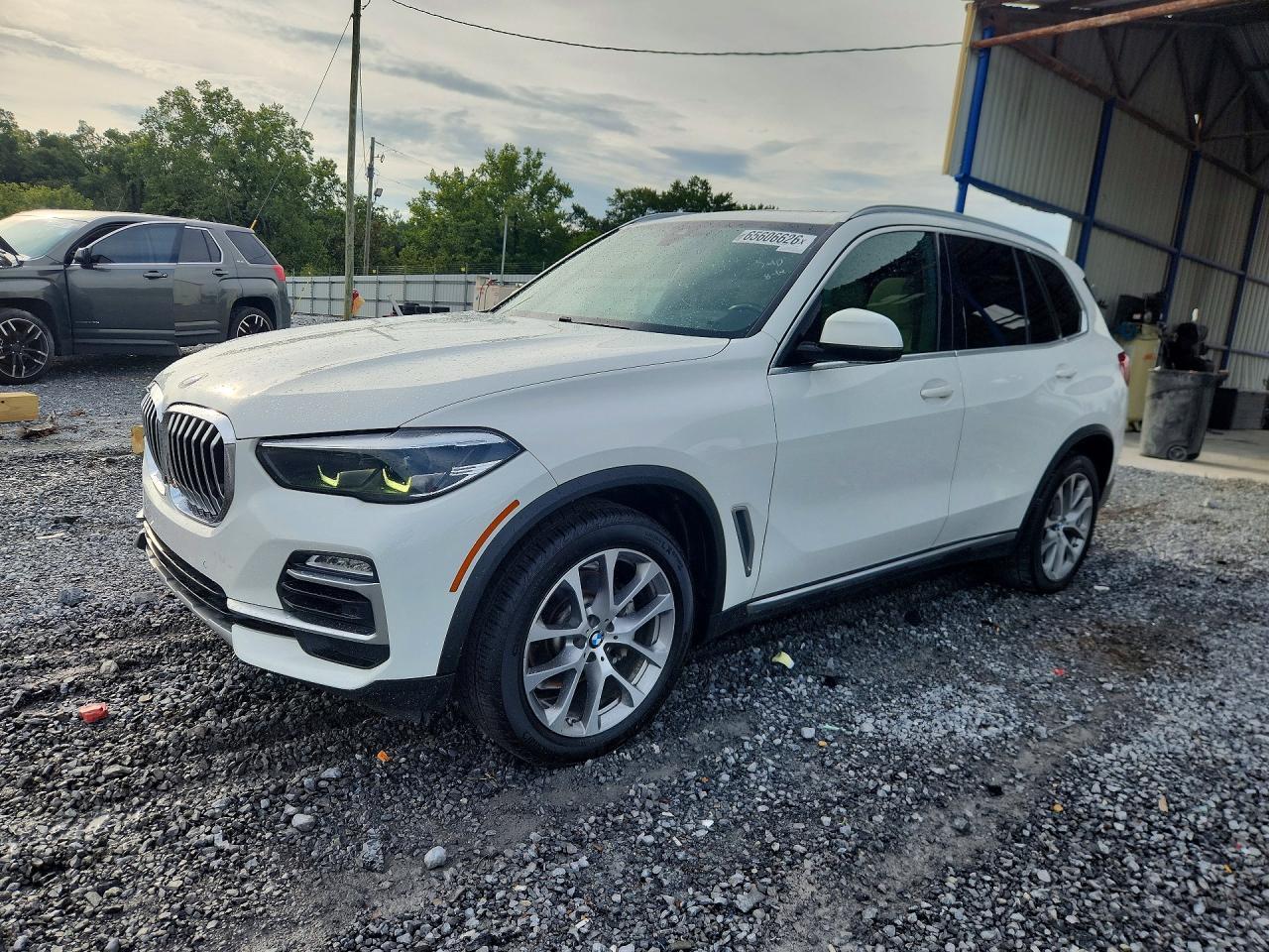 2020 BMW X5 Sdrive 40I - zdjęcie główne