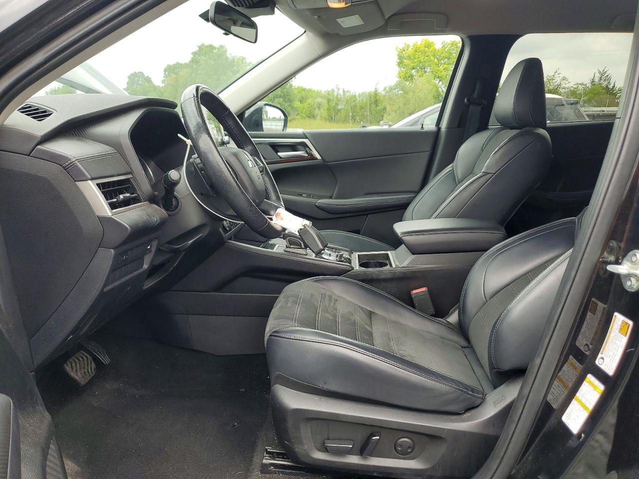2024 Mitsubishi Outlander Se - zdjęcie 7