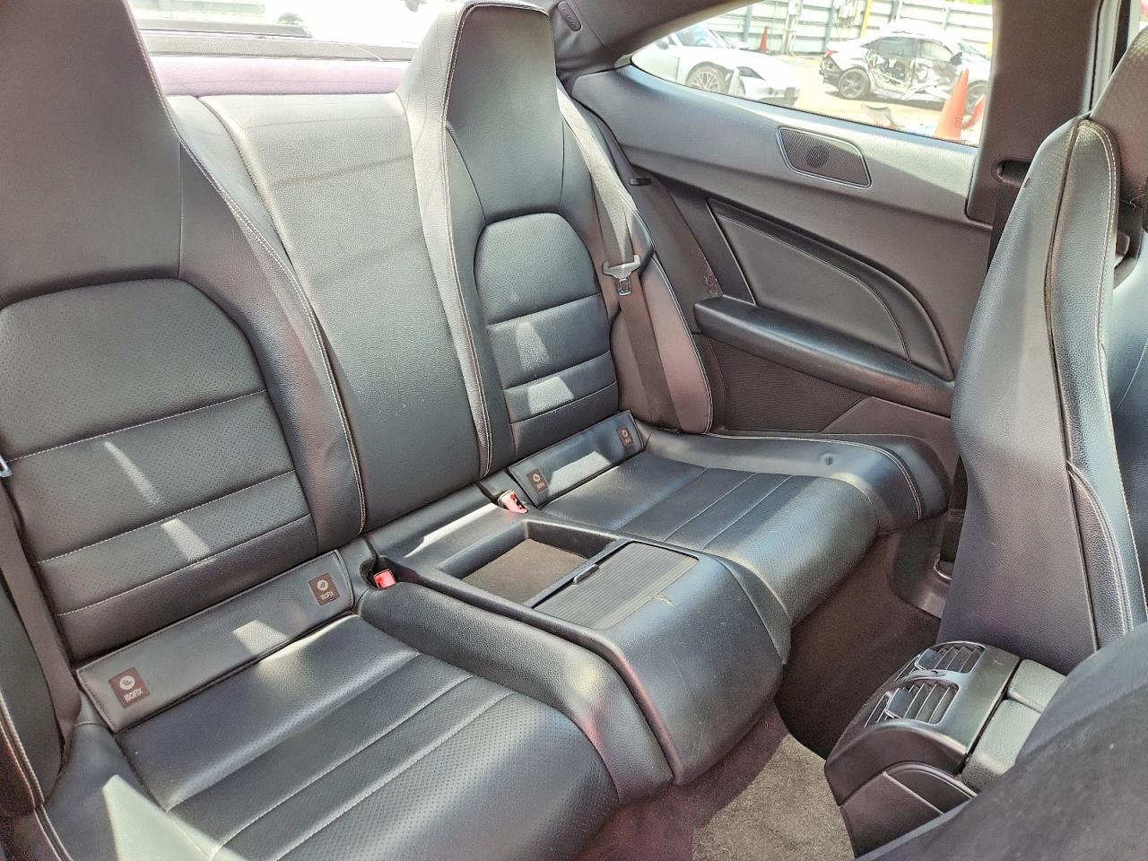 2013 Mercedes-Benz C 250 - zdjęcie 10