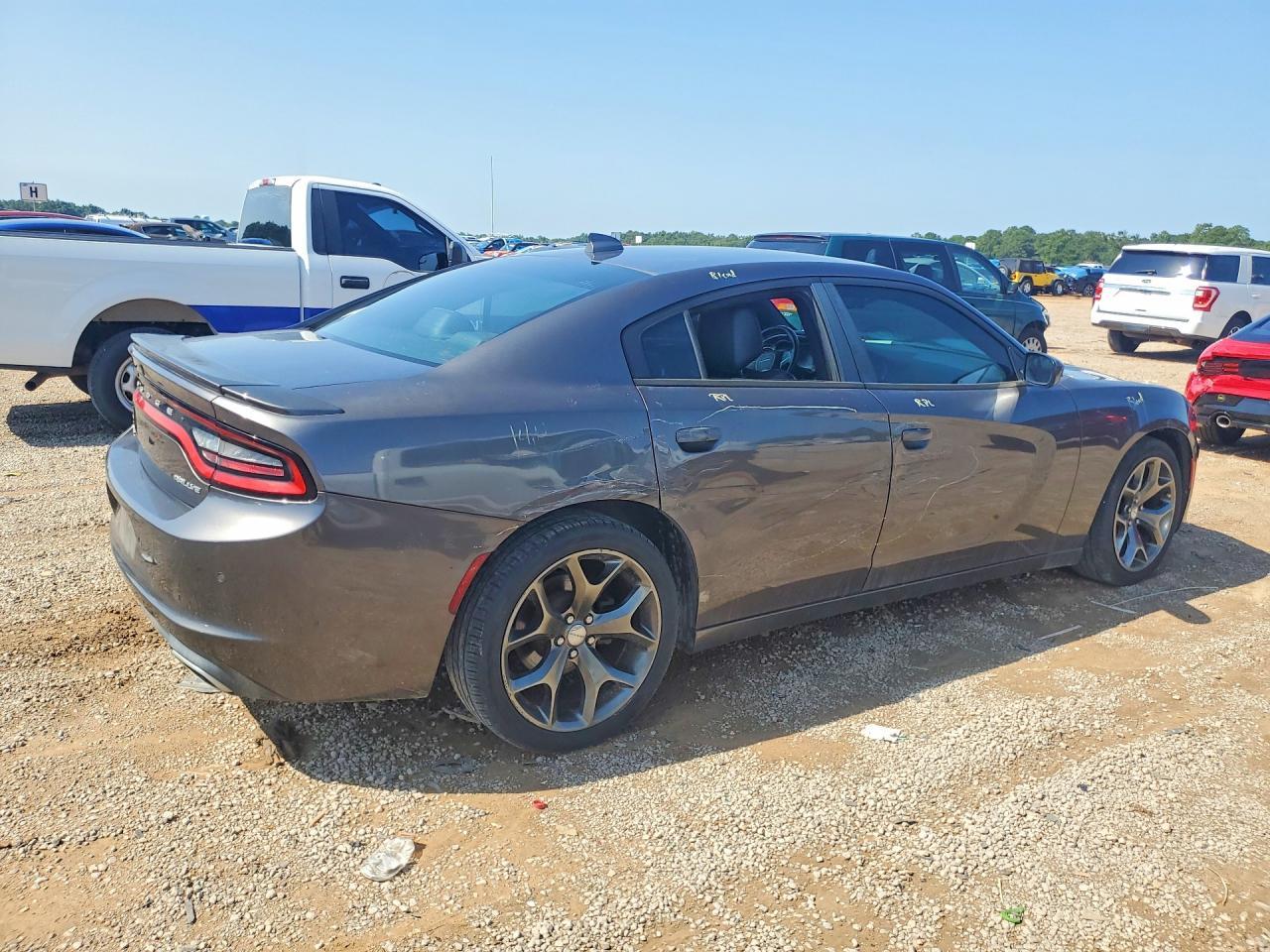 2015 Dodge Charger Sxt - zdjęcie 3