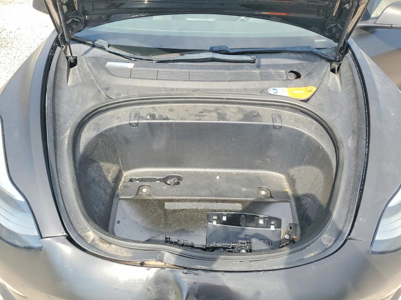 2018 Tesla Model 3 - zdjęcie 11
