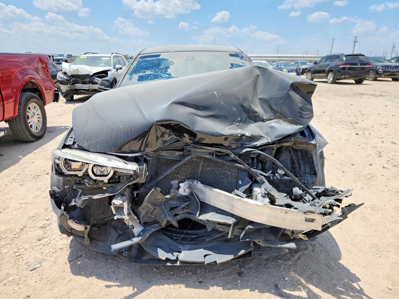 2018 BMW Seria 3 330i - zdjęcie 5