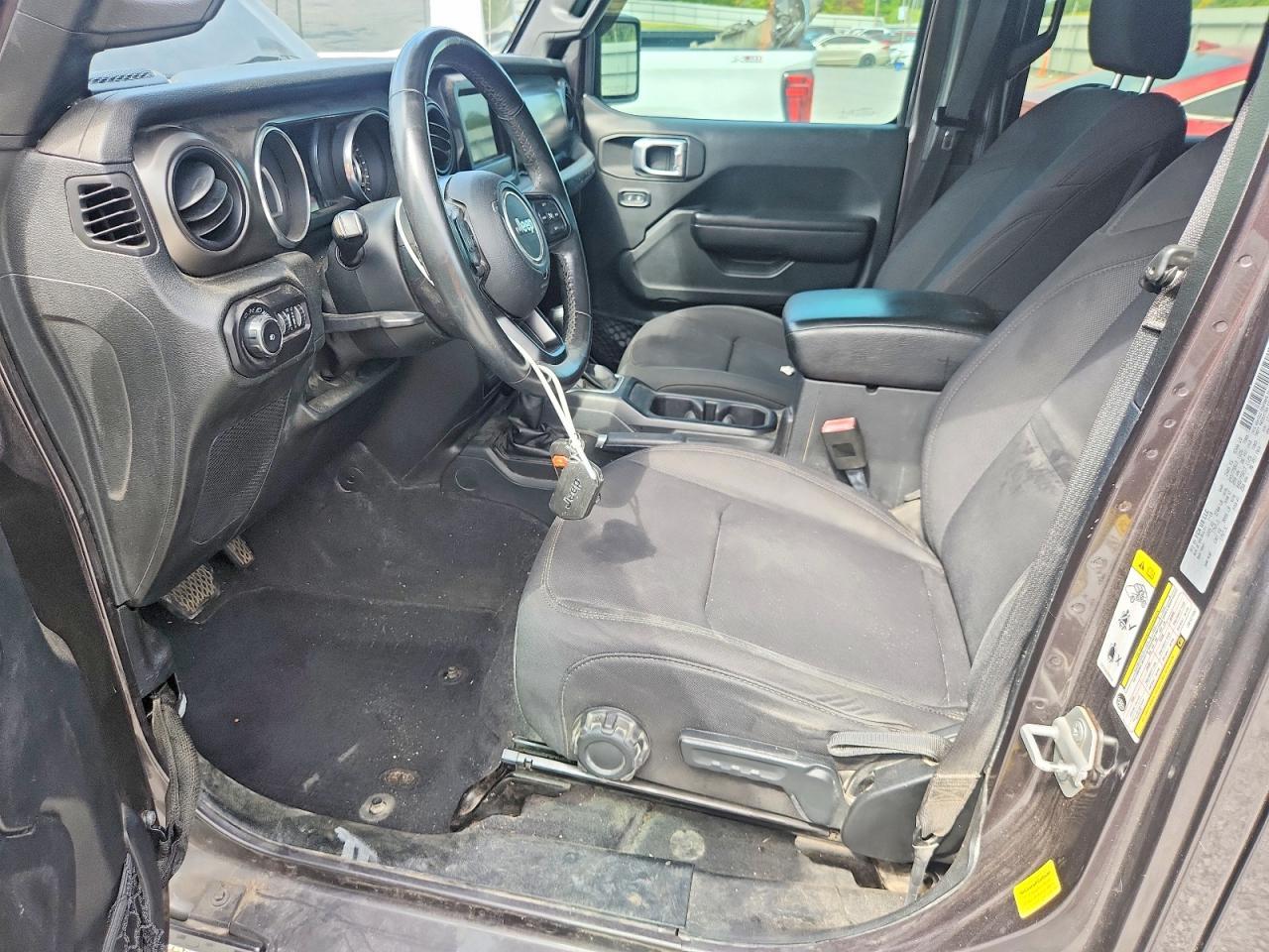 2018 Jeep Wrangler Unlimited Sport - zdjęcie 7