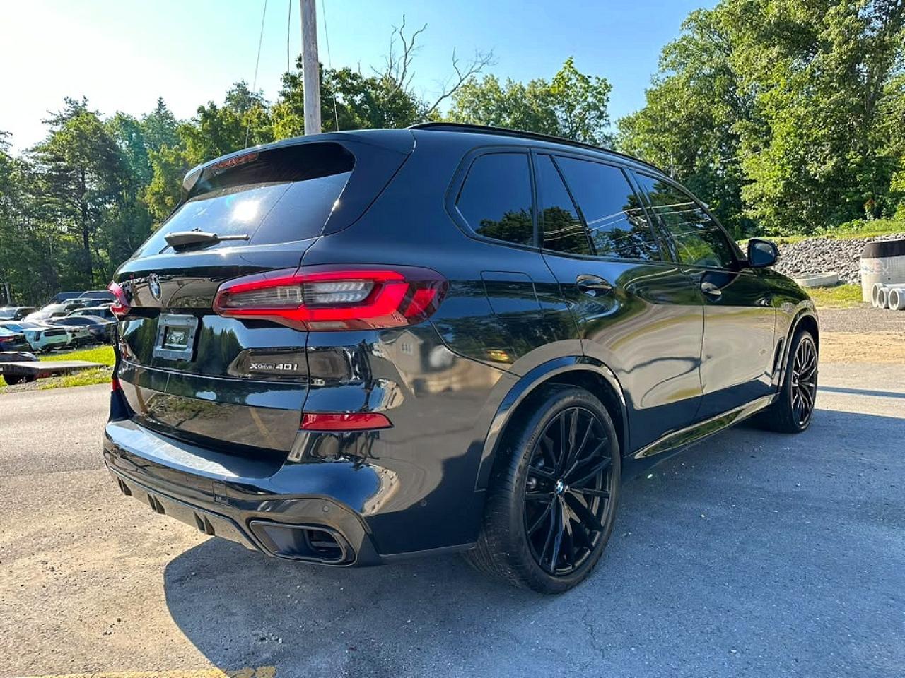 2023 BMW X5 xDrive40I - zdjęcie 3