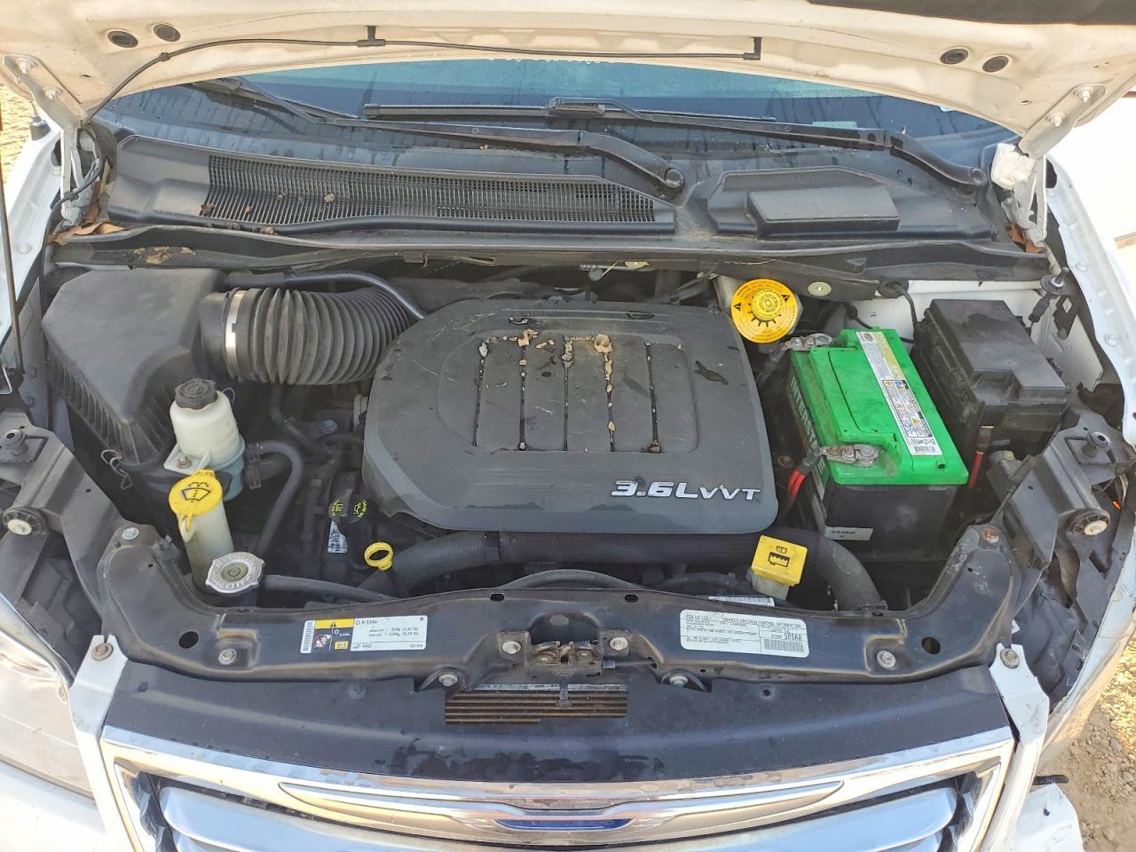 2016 Chrysler Town & Country Touring - zdjęcie 12