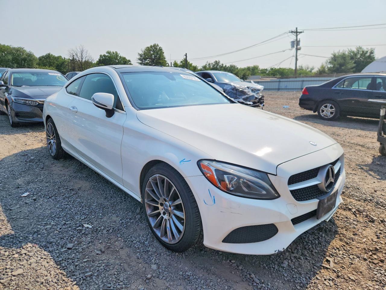 2017 Mercedes-Benz C 300 4Matic - zdjęcie 4