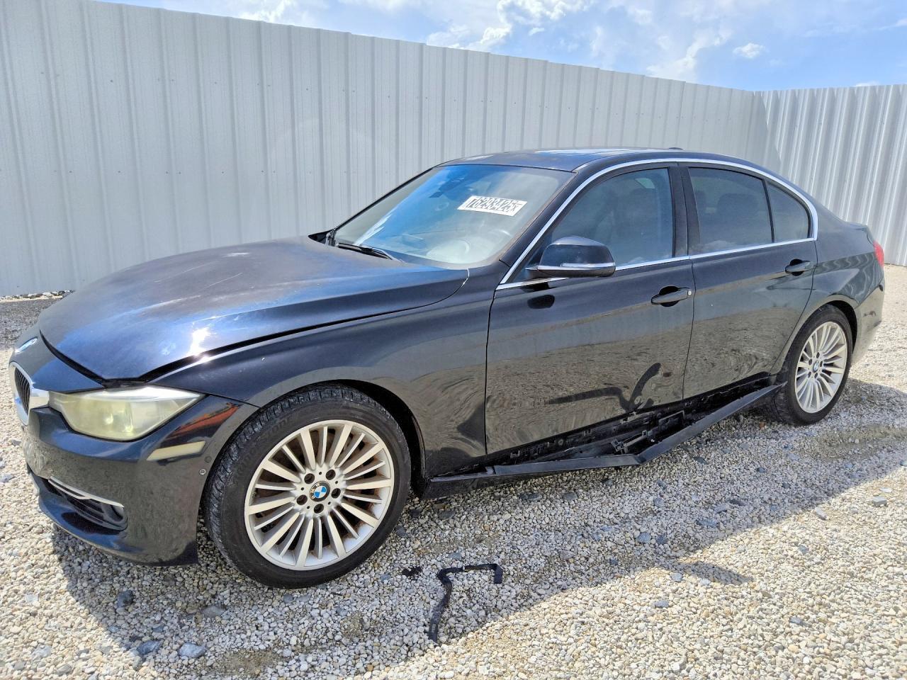 2013 BMW 335 I - zdjęcie główne