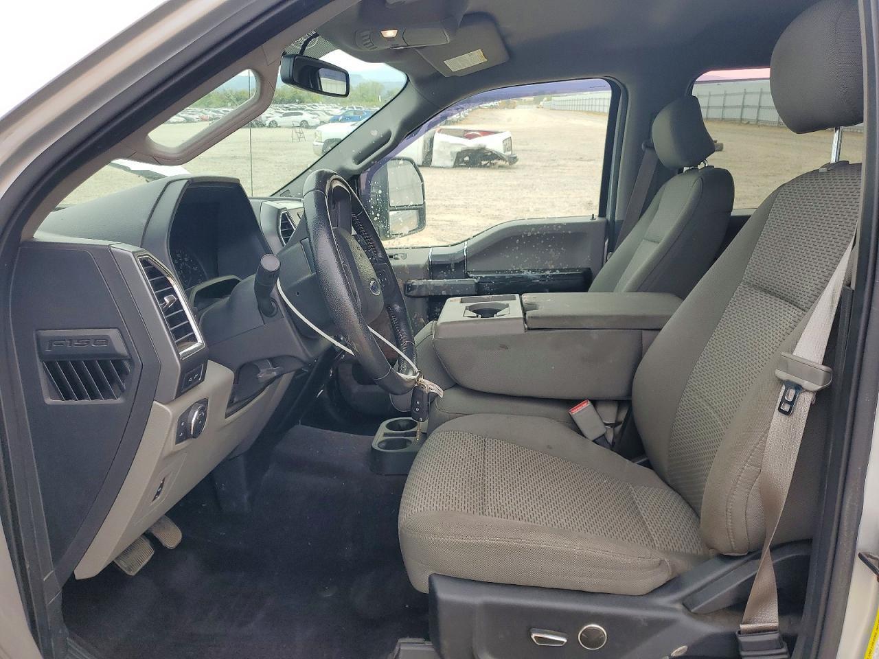2015 Ford F150 Supercrew - zdjęcie 7