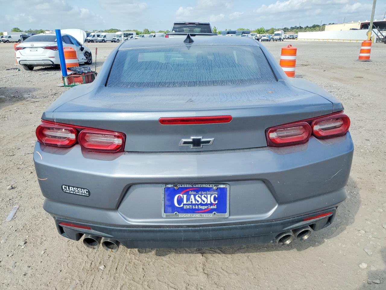 2021 Chevrolet Camaro Ls - zdjęcie 6