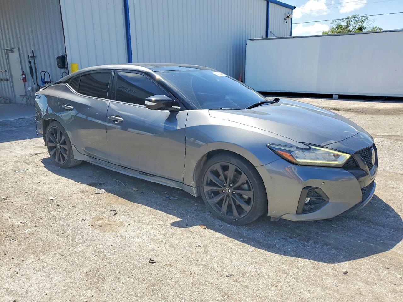 2021 Nissan Maxima Sr - zdjęcie 4