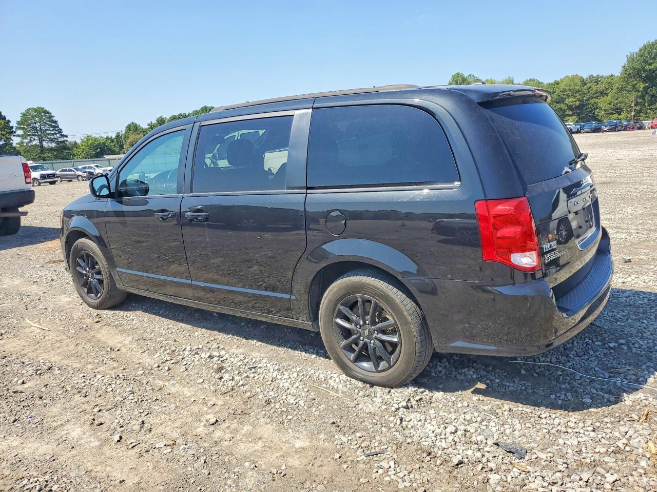 2020 Dodge Grand Caravan Le - zdjęcie 2