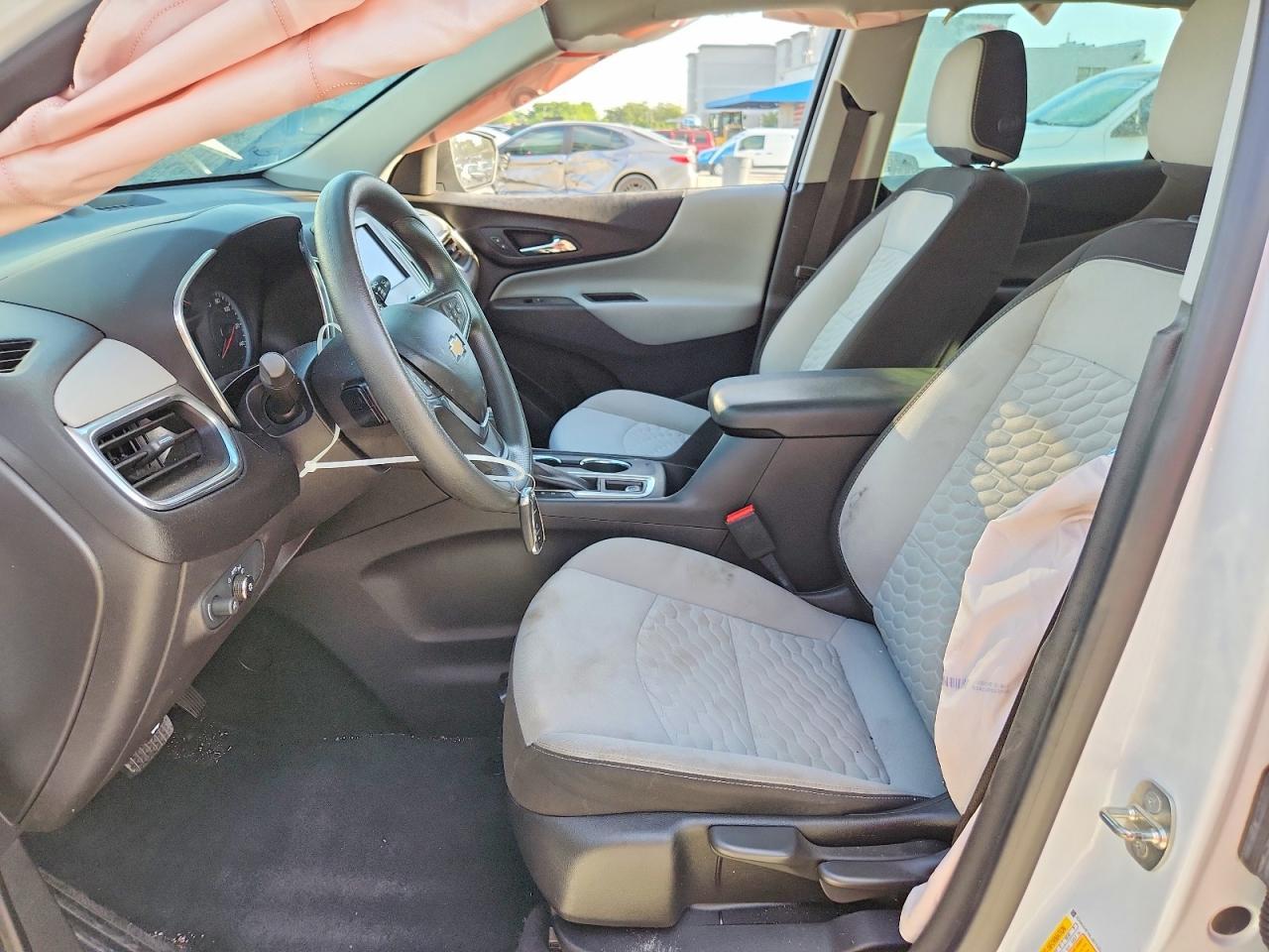 2020 Chevrolet Equinox Ls - zdjęcie 7