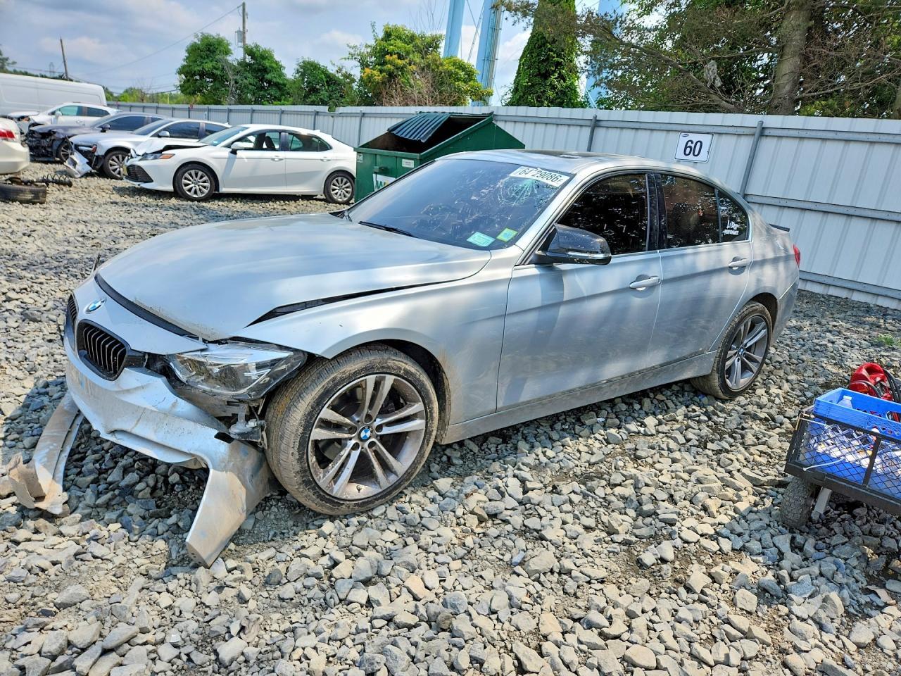 2018 BMW Seria 3 330i - zdjęcie główne
