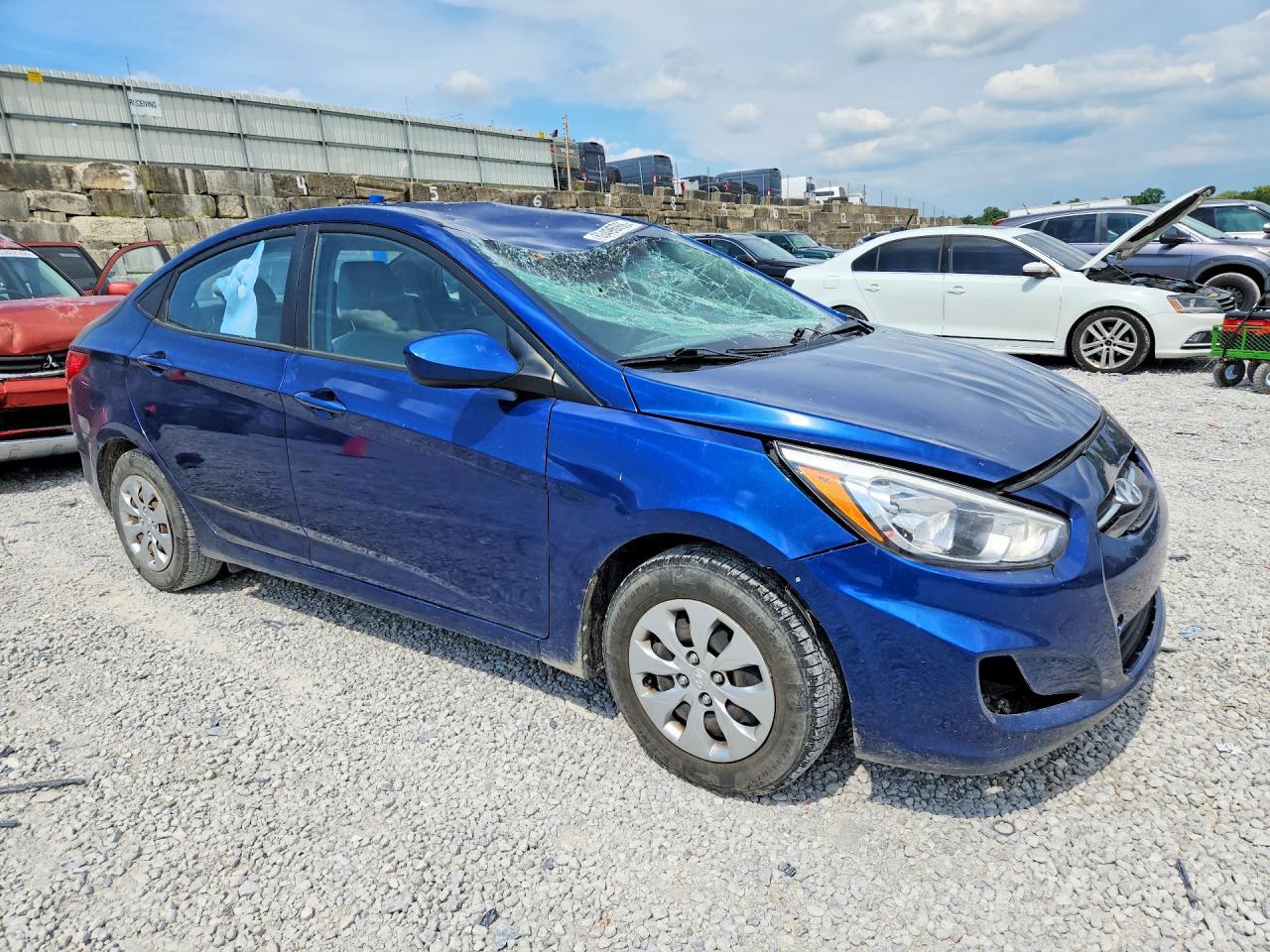 2017 Hyundai Accent Se - zdjęcie 4
