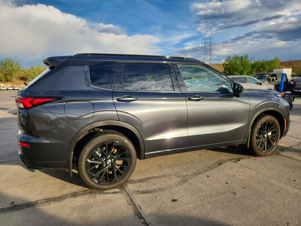 2026 Nissan Rogue Platinum - zdjęcie 3