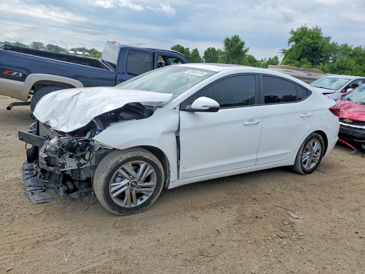 2019 Hyundai Elantra Sel - zdjęcie główne