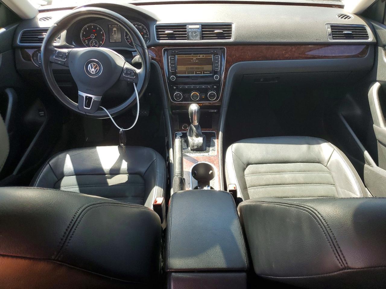 2013 Volkswagen Passat Sel - zdjęcie 8