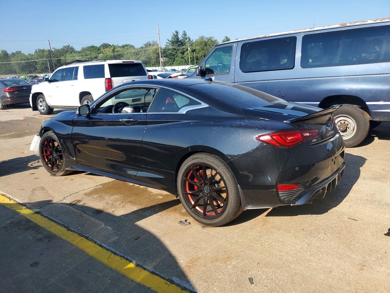 2022 Infiniti Q60 Red Sport 400 - zdjęcie 2