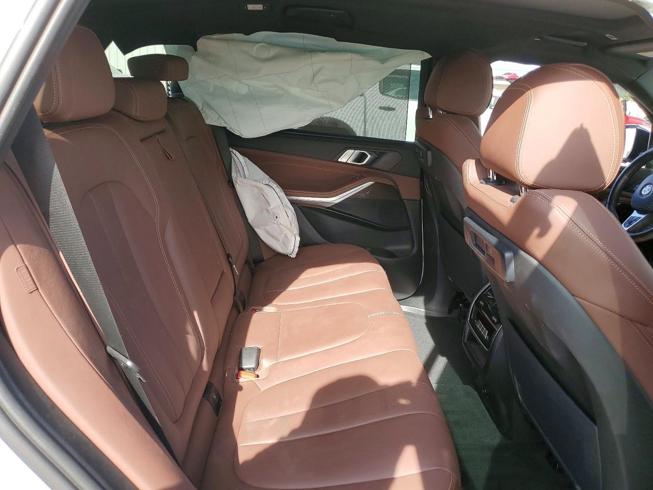 2022 BMW X5 xDrive40I - zdjęcie 11