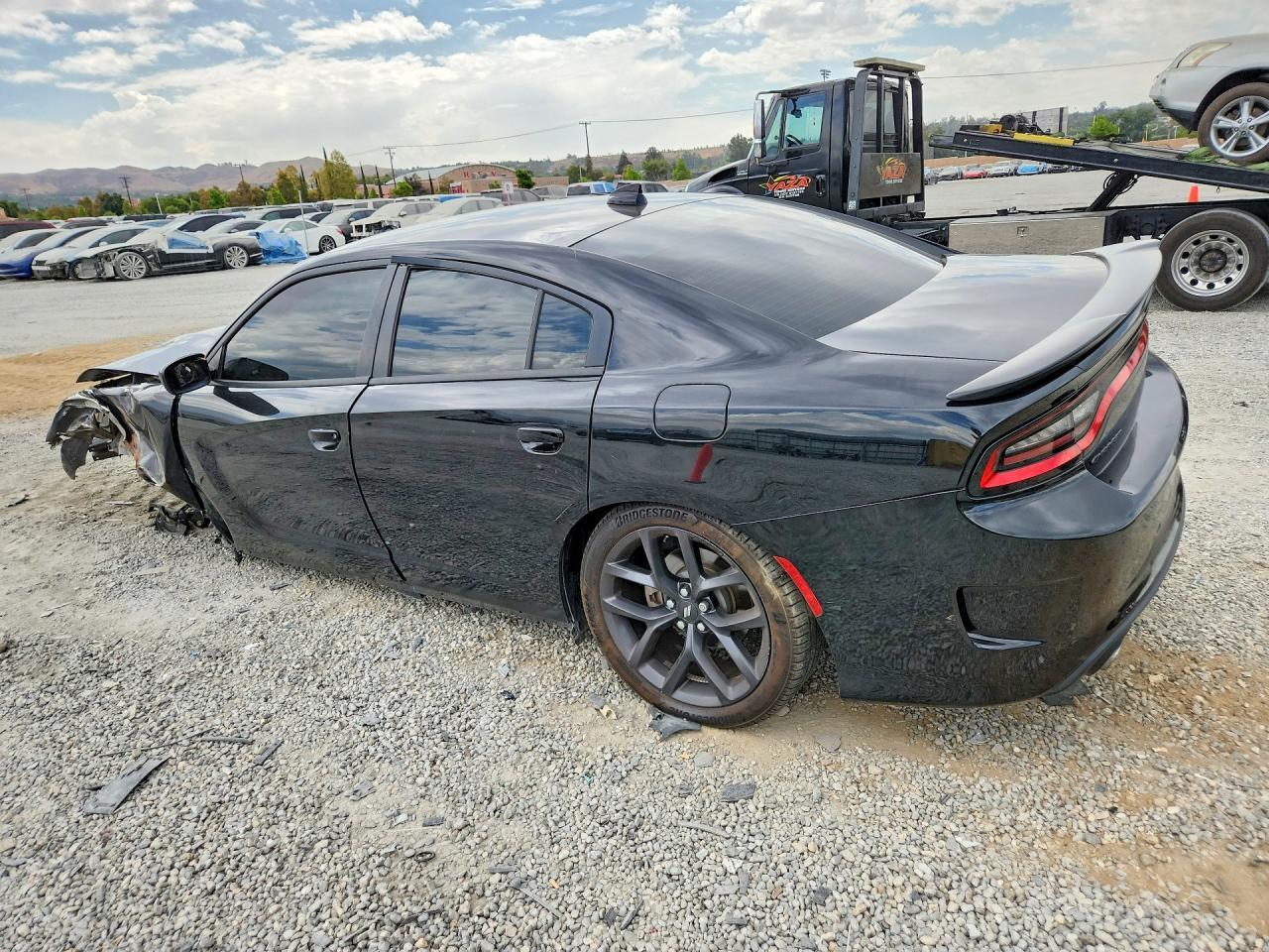 2021 Dodge Charger Gt - zdjęcie 2