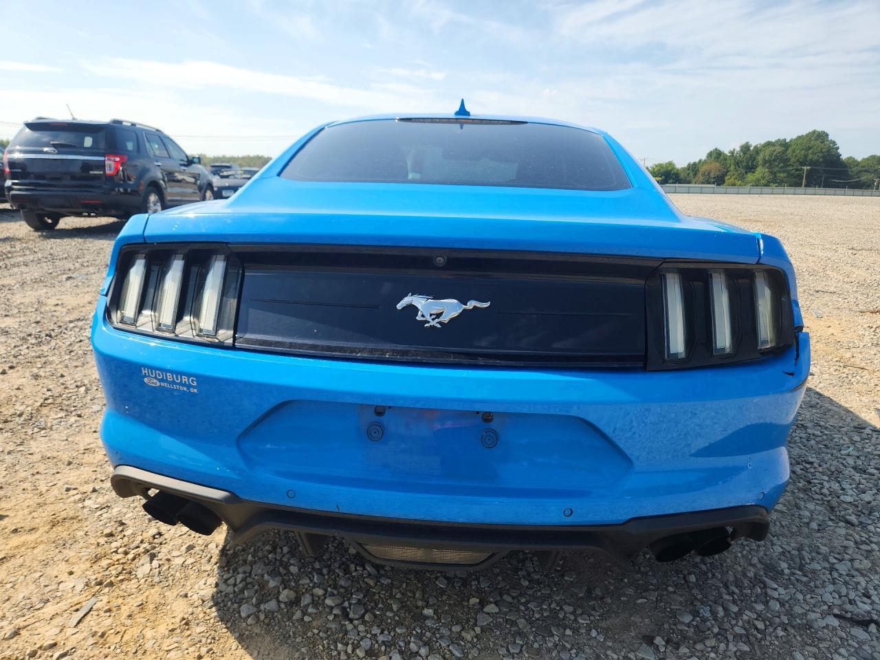 2022 Ford Mustang - zdjęcie 6