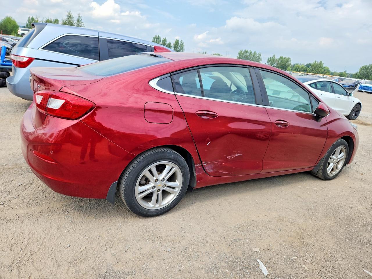 2018 Chevrolet Cruze Lt - zdjęcie 3