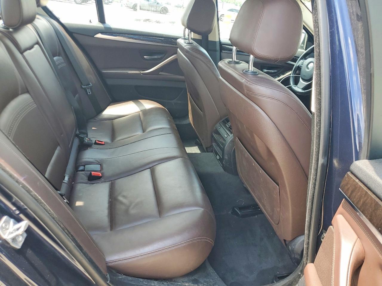 2016 BMW Seria 5 535i - zdjęcie 10