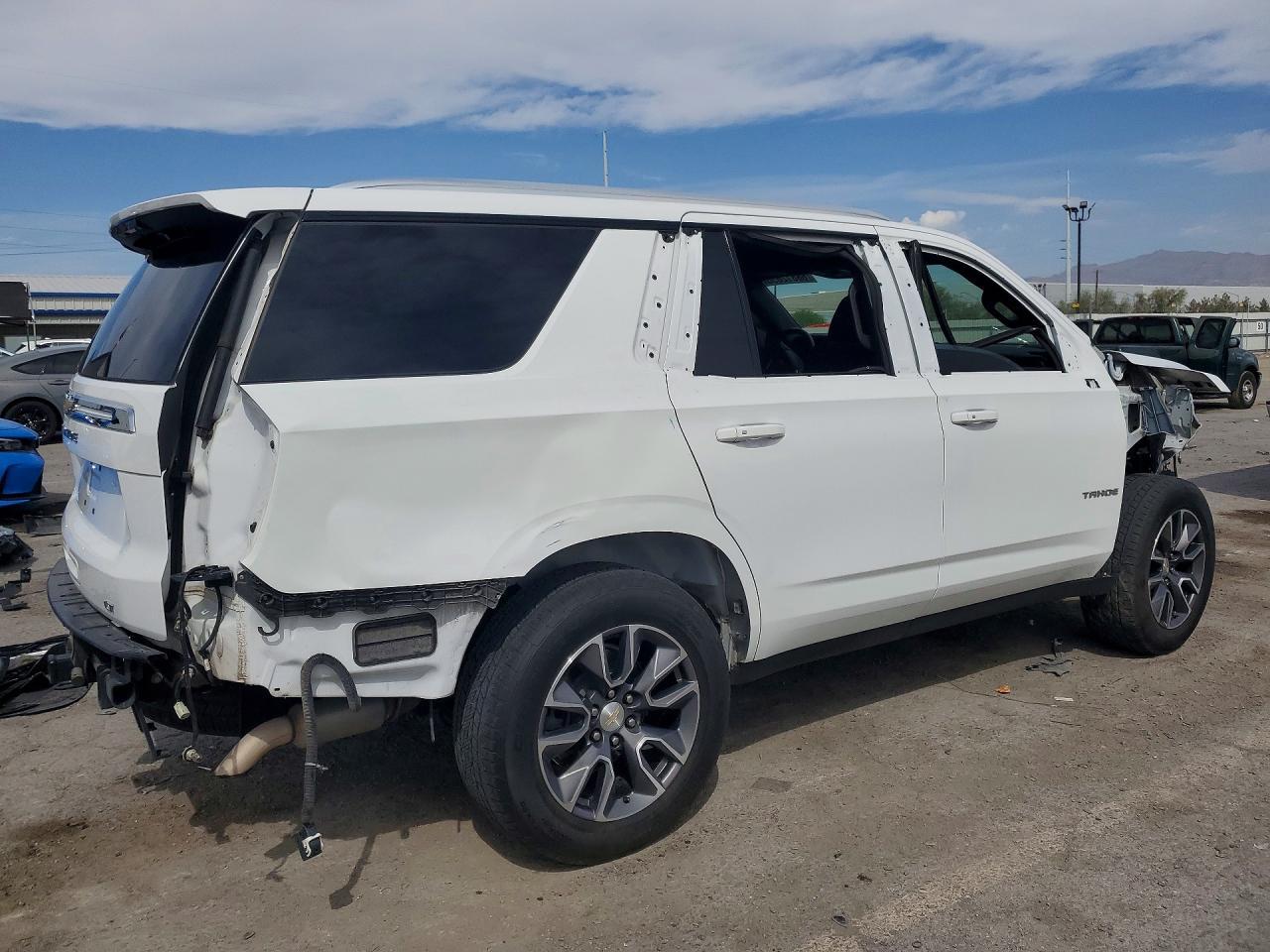 2022 Chevrolet Tahoe K1500 Lt - zdjęcie 3