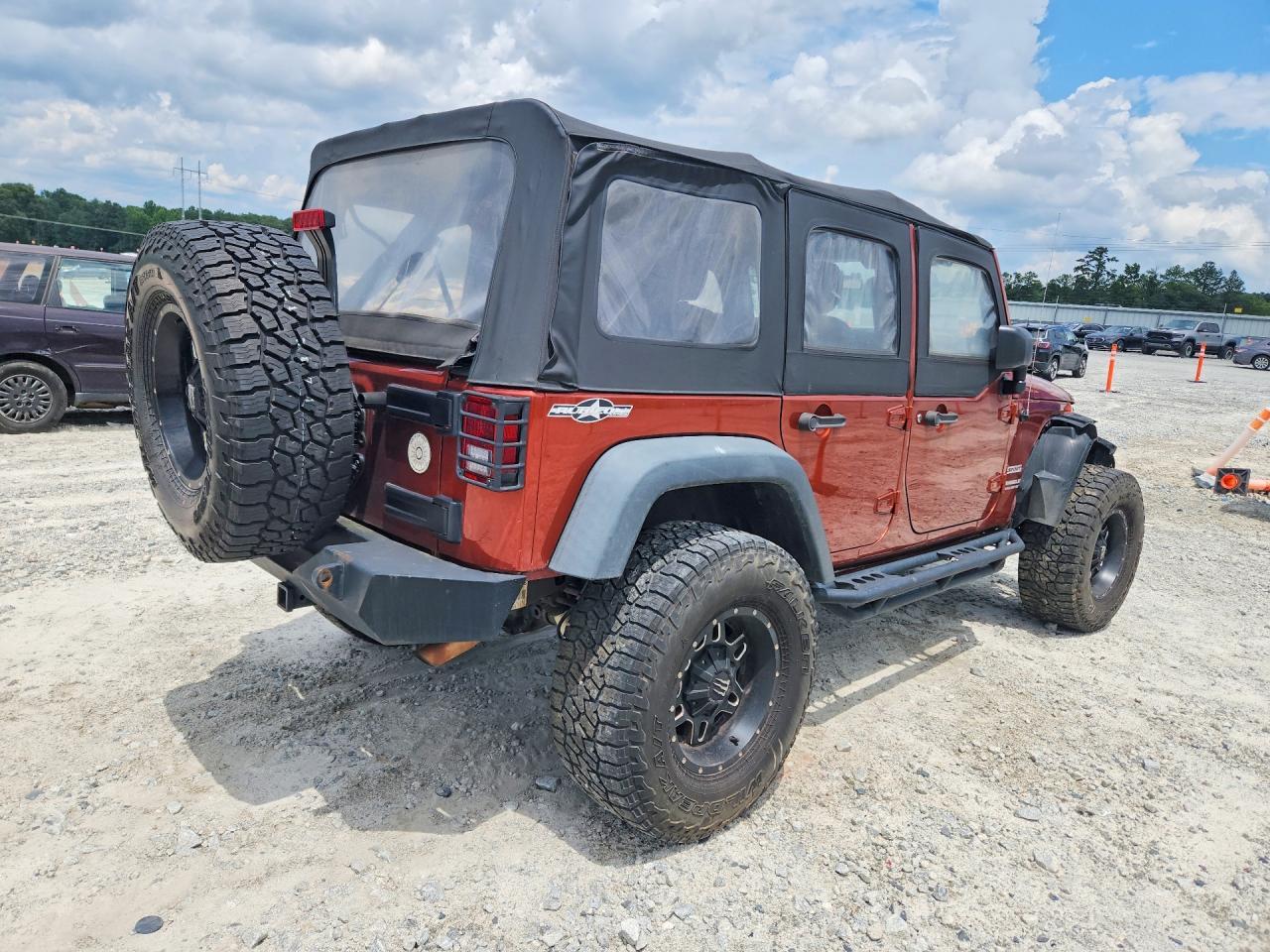 2014 Jeep Wrangler Unlimited Sport - zdjęcie 3