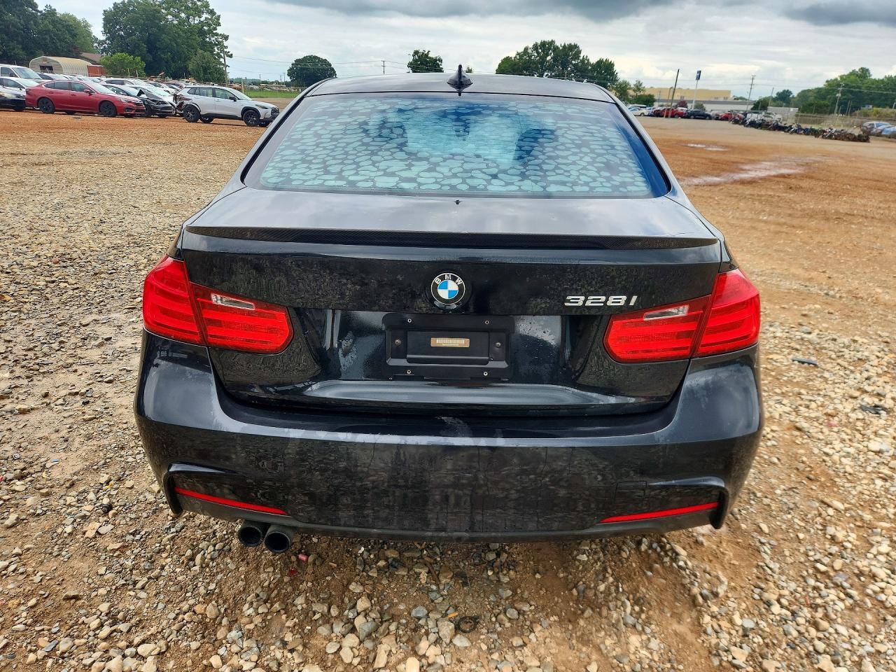 2015 BMW 328 I - zdjęcie 6