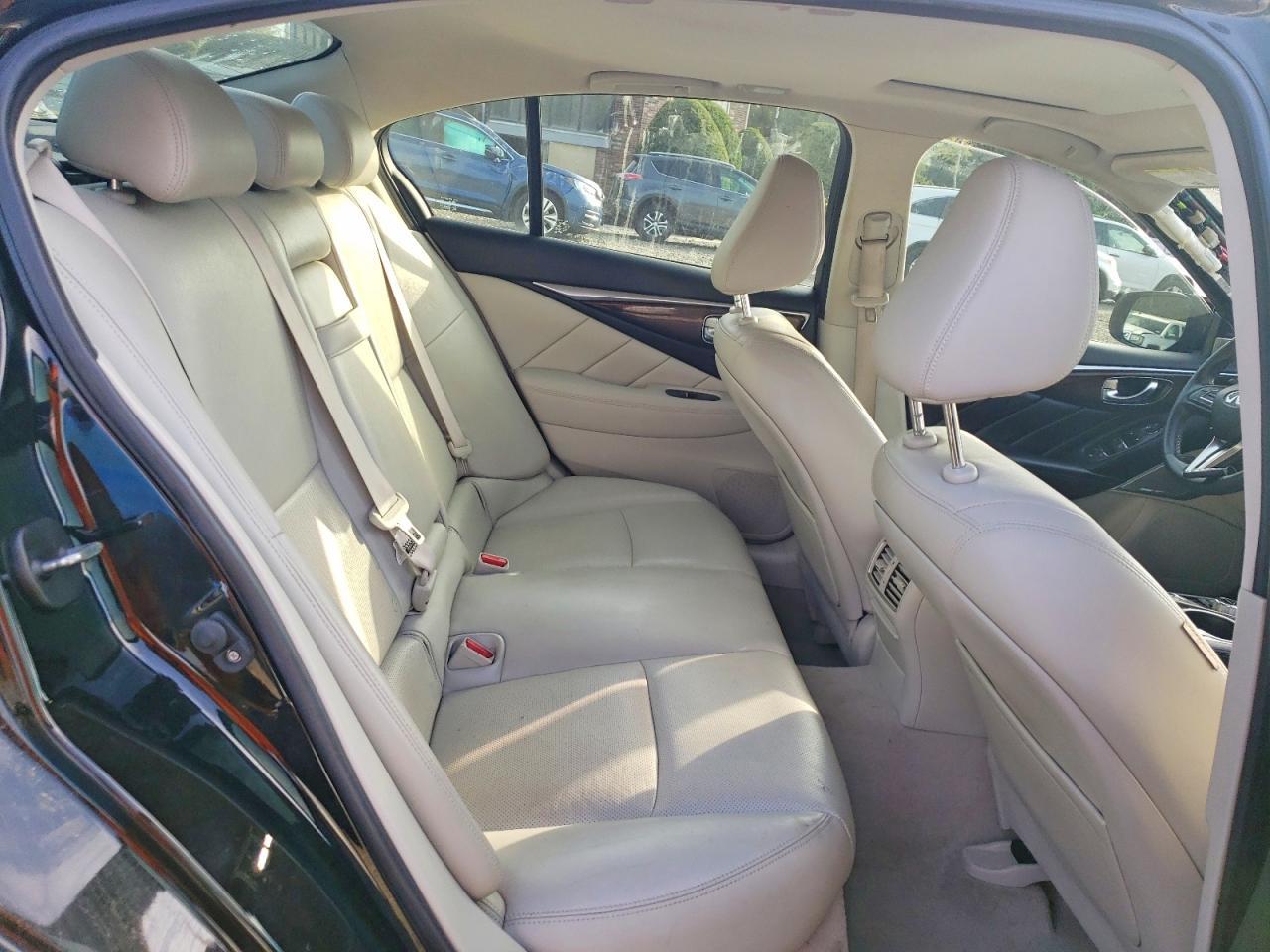 2018 Infiniti Q50 3.0T Luxe - zdjęcie 10
