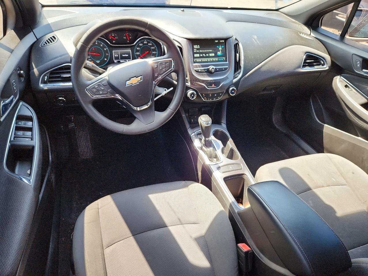 2018 Chevrolet Cruze Lt - zdjęcie 8