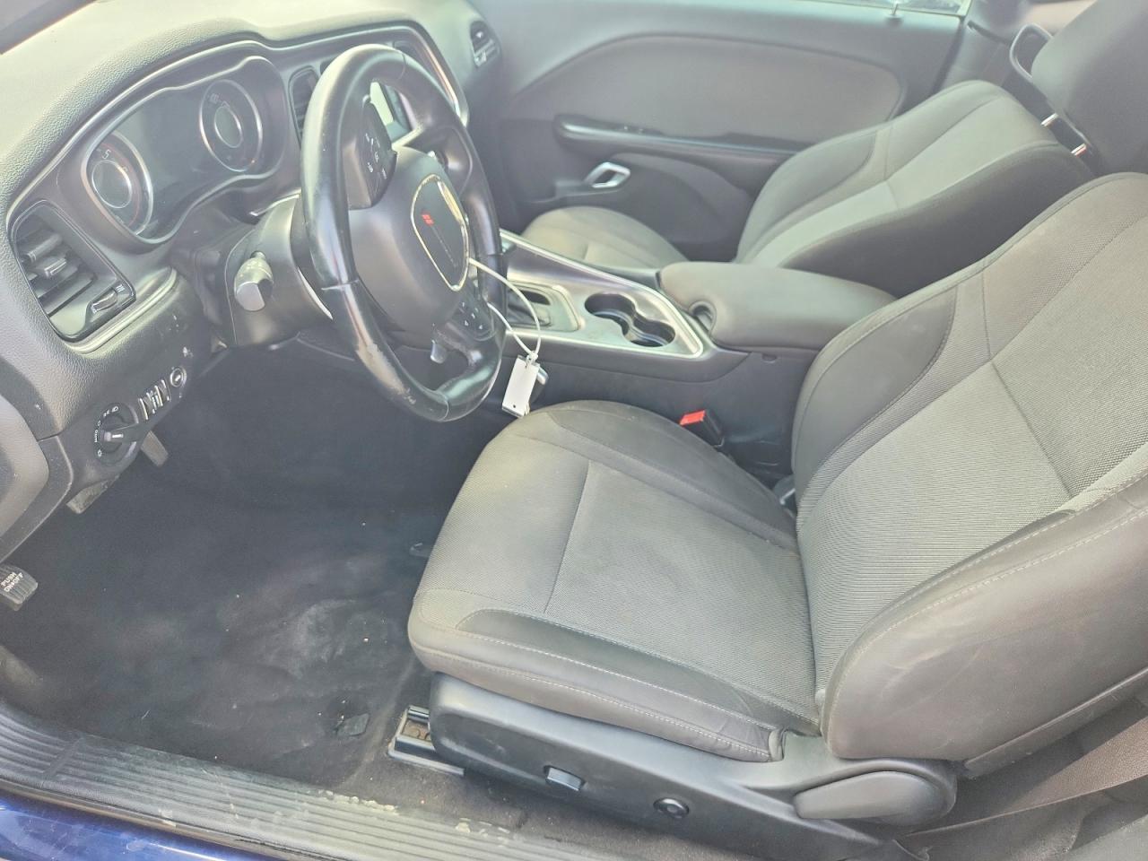2015 Dodge Challenger Sxt - zdjęcie 7