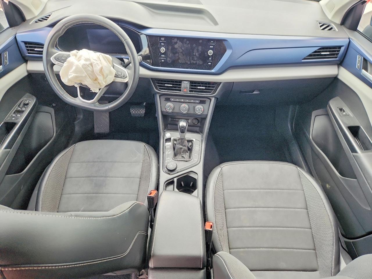 2022 Volkswagen Taos Se - zdjęcie 8