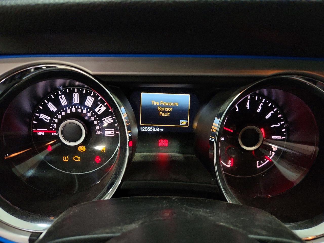 2014 Ford Mustang - zdjęcie 9