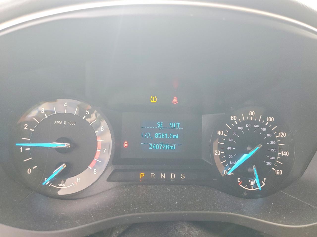 2013 Ford Fusion S - zdjęcie 9