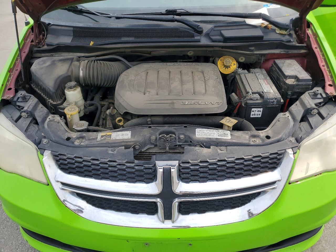 2014 Dodge Grand Caravan Sxt - zdjęcie 12