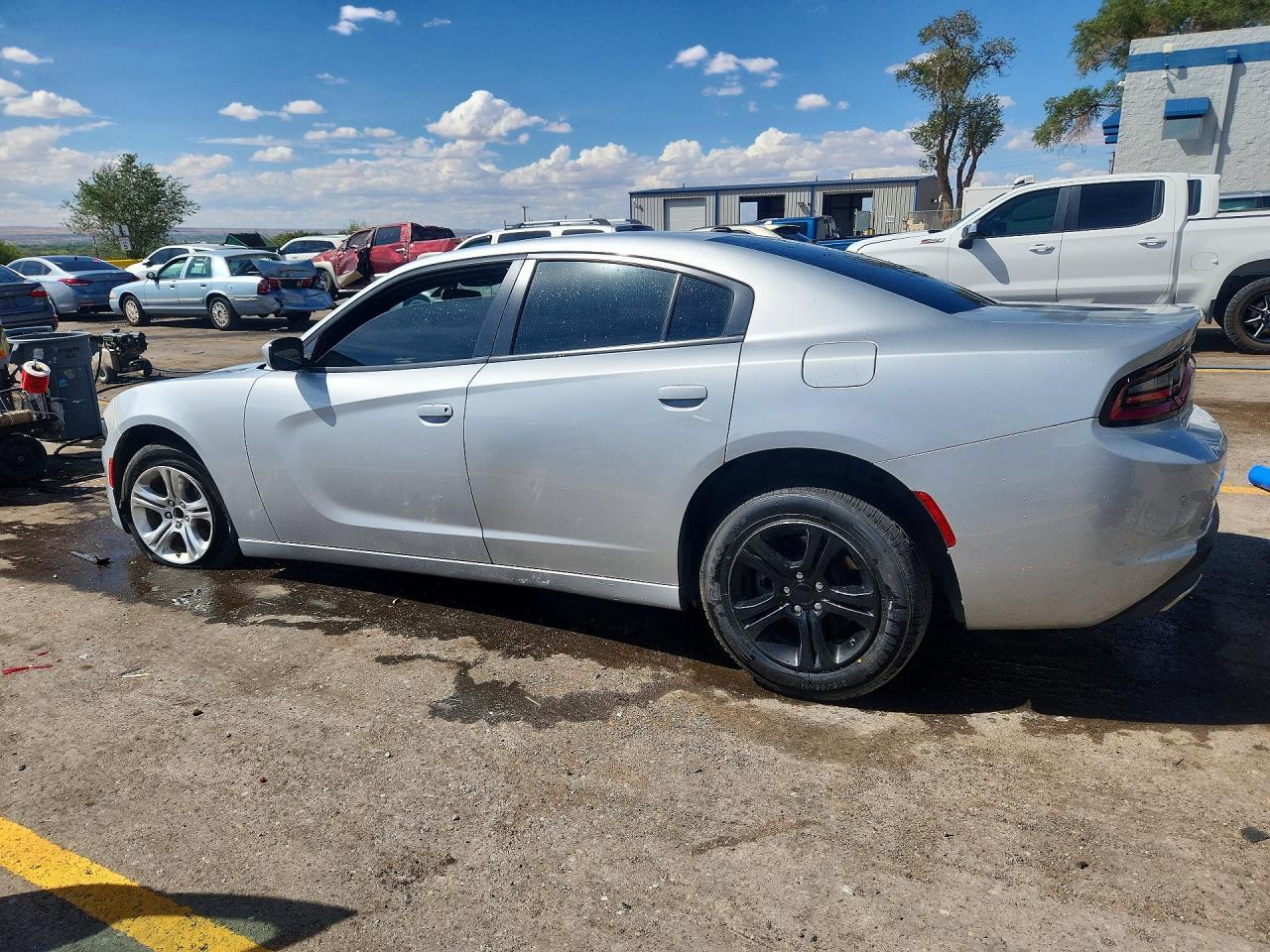 2022 Dodge Charger Sxt - zdjęcie 2