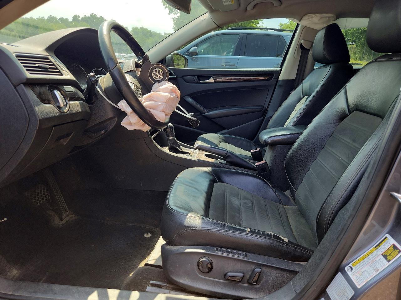 2015 Volkswagen Passat Sel - zdjęcie 7