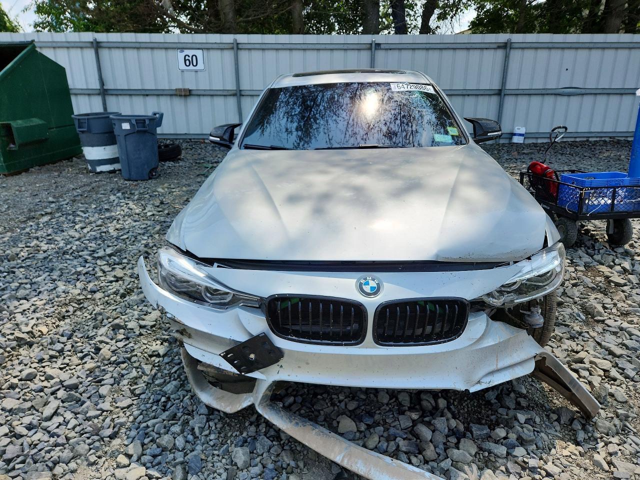2018 BMW Seria 3 330i - zdjęcie 5