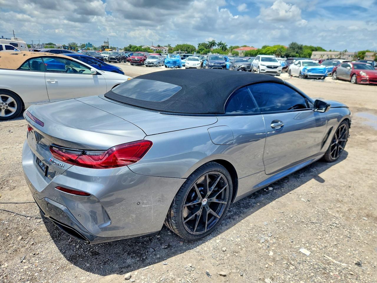 2023 BMW Seria 8 Cabrio M850i - zdjęcie 3
