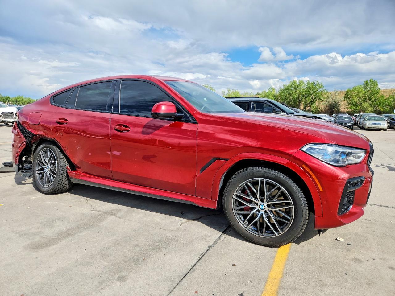 2022 BMW X6 xDrive40I - zdjęcie 4