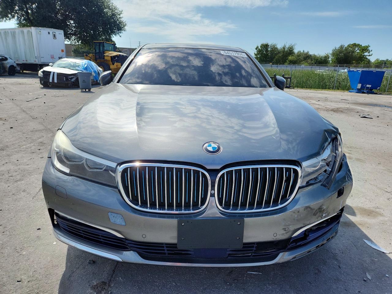 2017 BMW Seria 7 740e - zdjęcie 5
