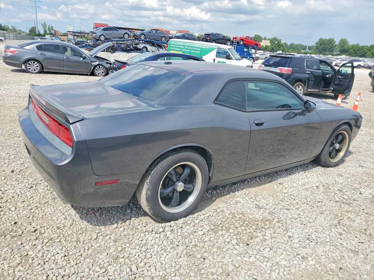 2014 Dodge Challenger R/T - zdjęcie 3