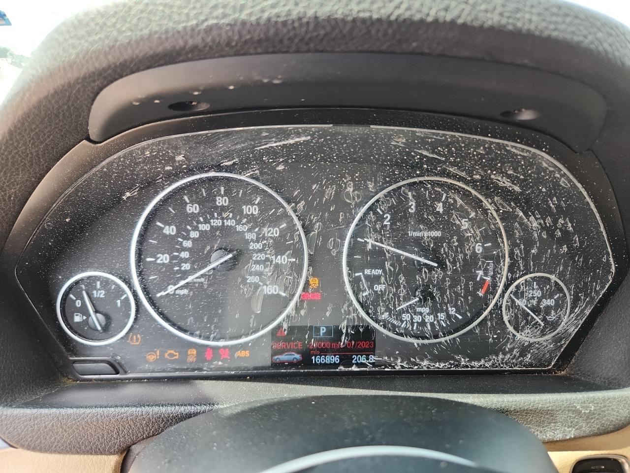 2013 BMW 320 I xDrive - zdjęcie 9