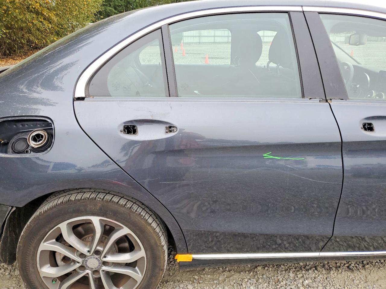 2016 Mercedes-Benz C 300 4Matic - zdjęcie 10