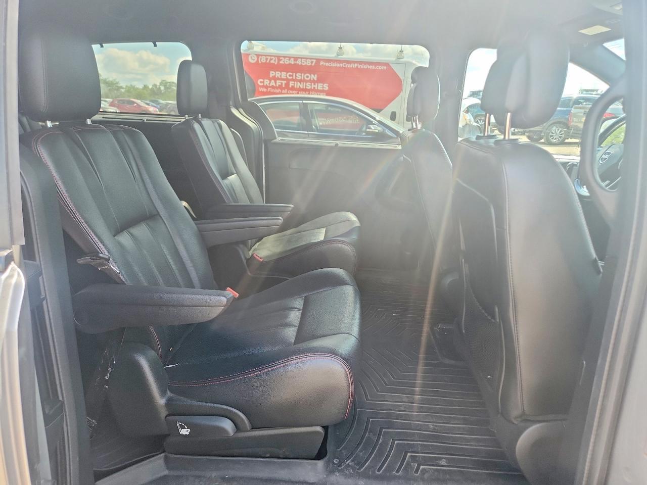 2017 Dodge Grand Caravan Gt - zdjęcie 11