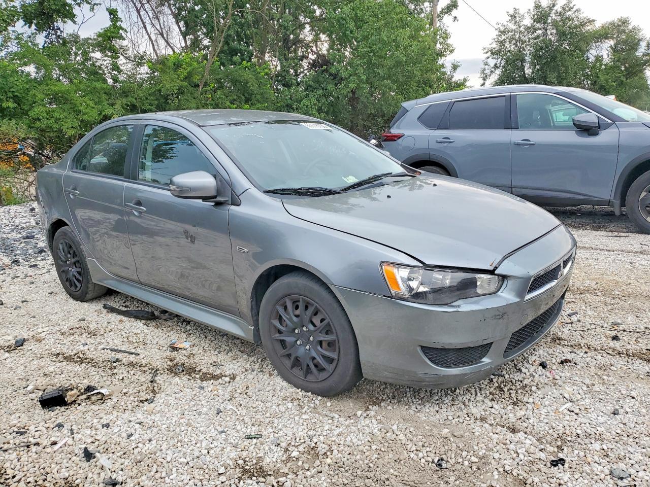 2015 Mitsubishi Lancer Es - zdjęcie 4