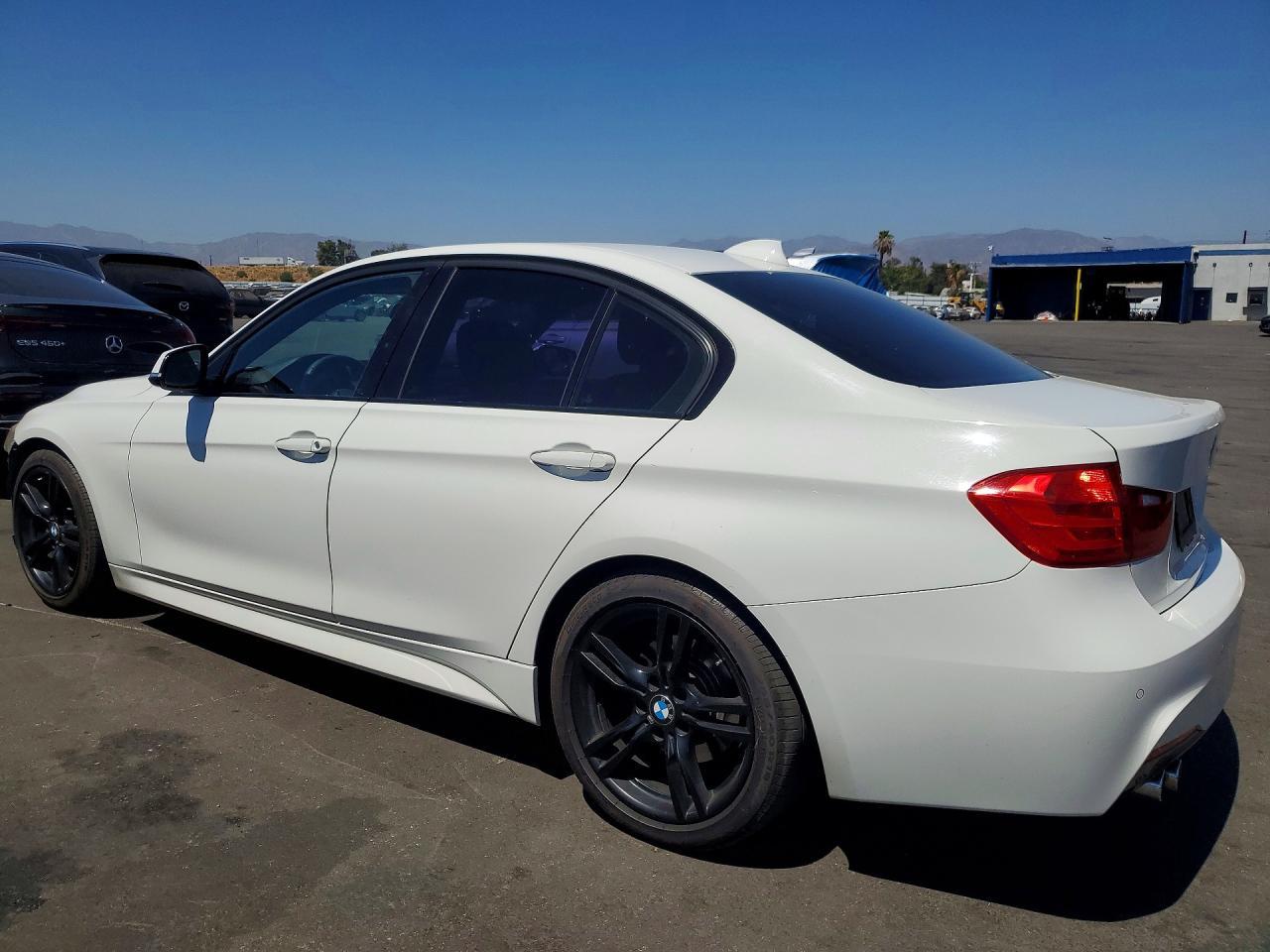 2014 BMW 328 I Sulev - zdjęcie 2
