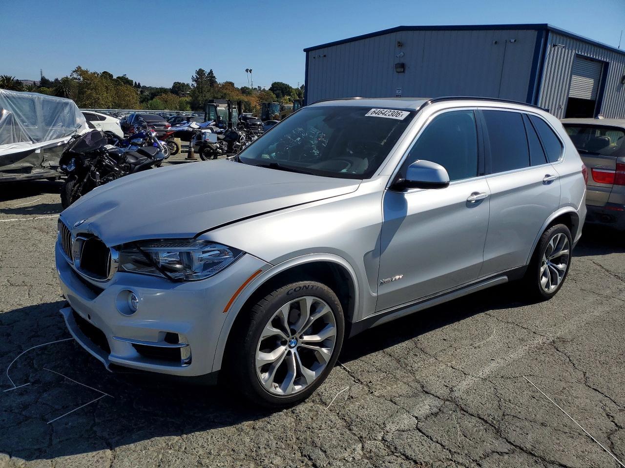 2015 BMW X5 xDrive35D - zdjęcie główne
